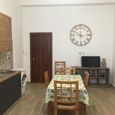 "Casa Sole" Apartment Catania Luaran gambar